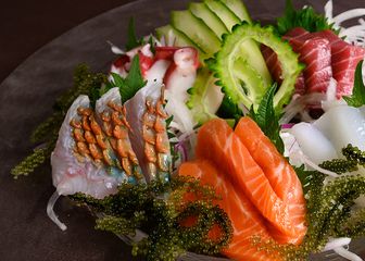 朝獲れ鮮魚を味わう 画像